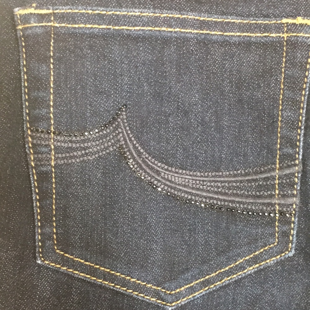 i Jeans by Buffalo Landis Bootcut, Size 29 / 8 - Picture 4 of 7